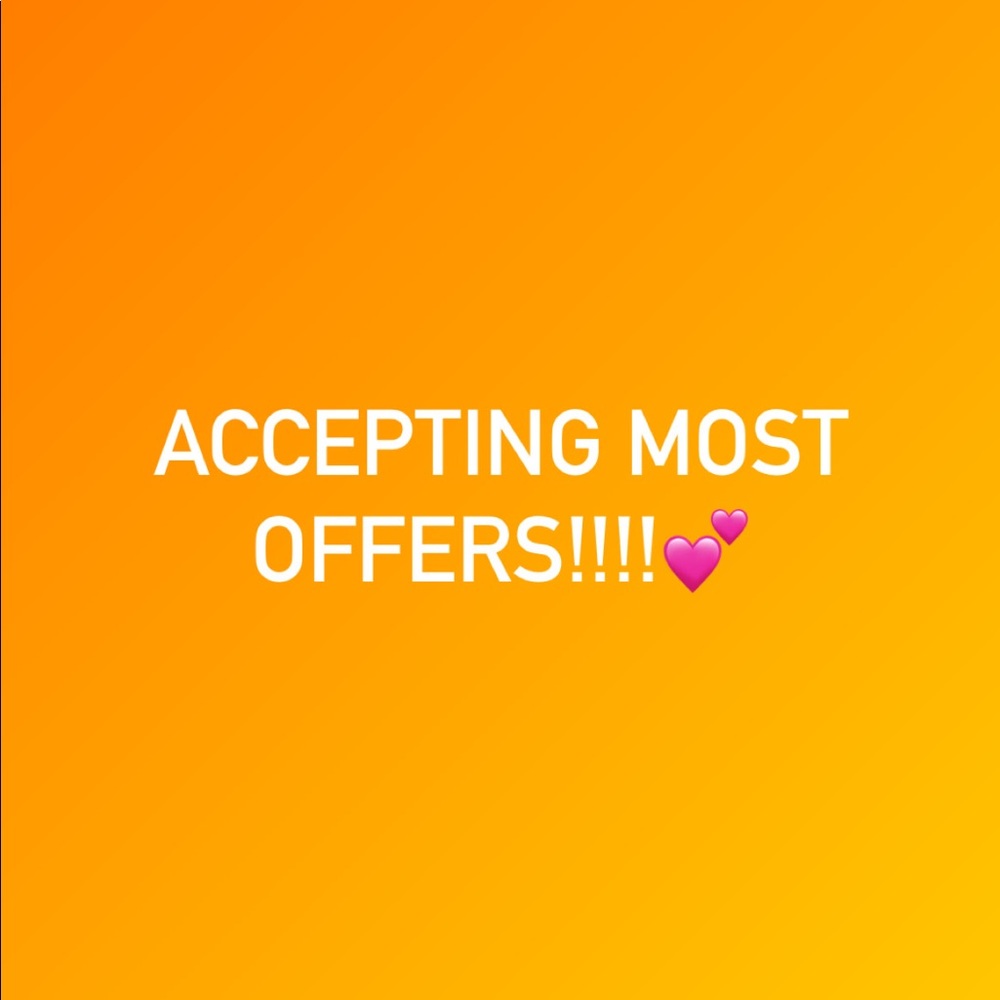 ACCEPTING MOST OFFERS💕